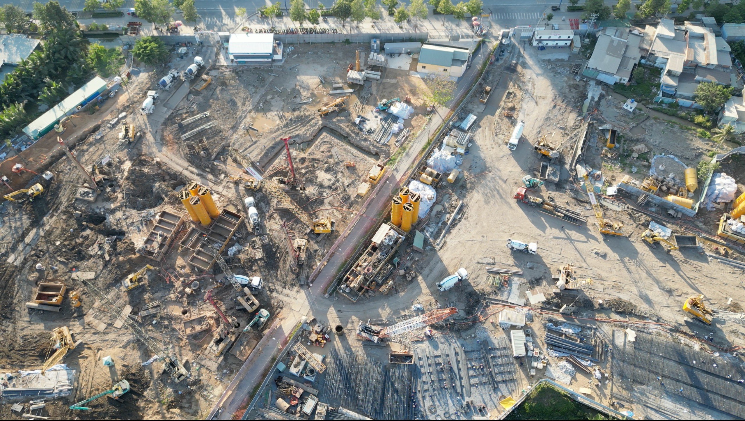 Tiến độ thi công Eaton Park mới nhất 2-2024